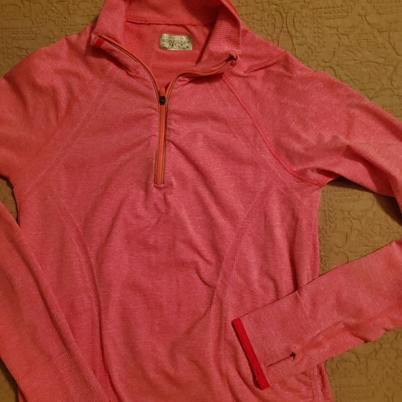 Athleta Fastest Track Coral Pink Long Sleeve Running Shirt Thumbholes 1/4 Zip. - Picture 2 of 6